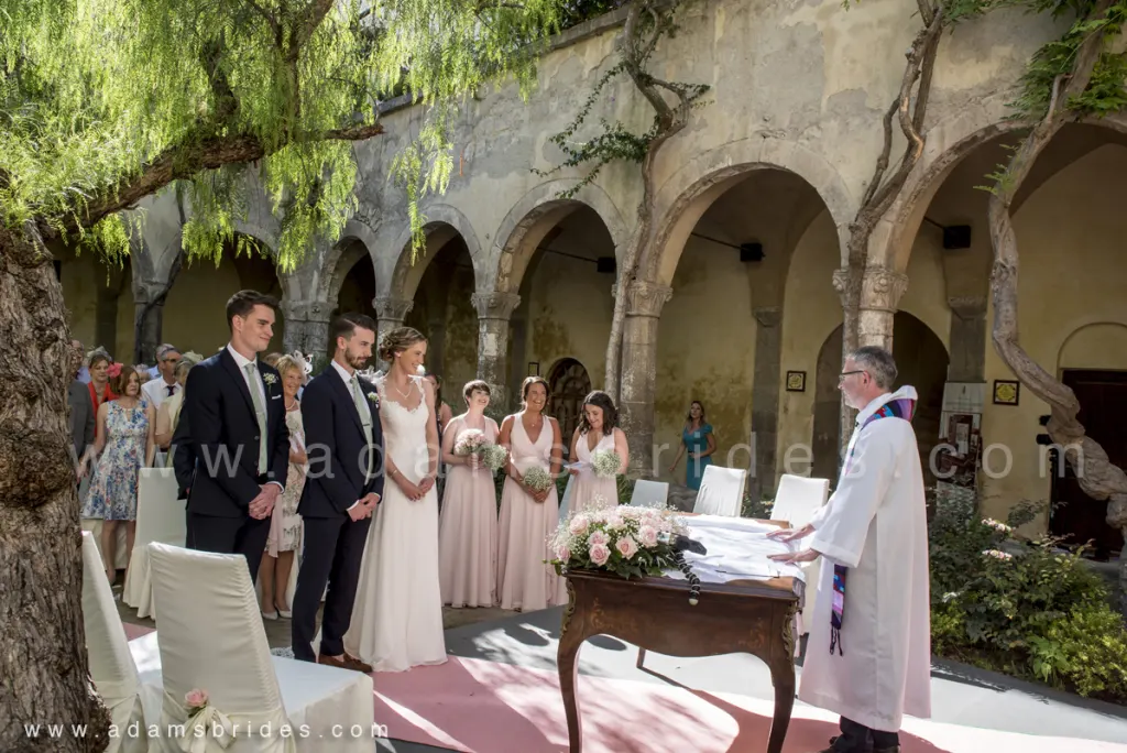 Wedding in the Cloister of San Francesco in Sorrento