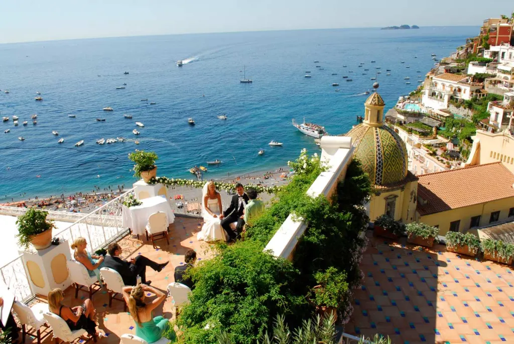 Wedding celebrated on a hotel terrace in Positano